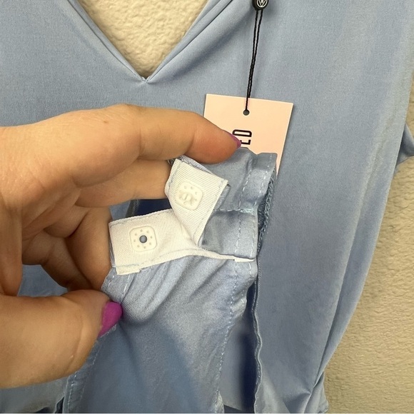 *Missguided Plus Seamless V-Neck Bodysuit NWT Baby Blue Sz 18 - Picture 5 of 10